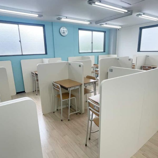 個別指導 コノ塾 高見ノ里校 の内観画像