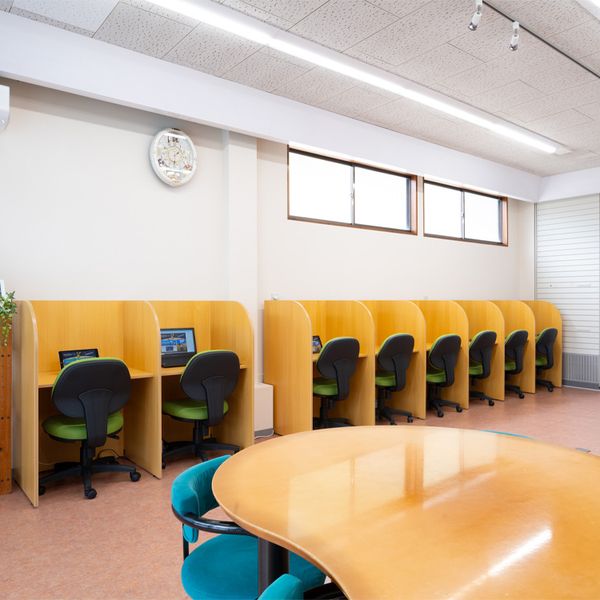 完全個別 松陰塾 萩江崎中央校 の内観画像