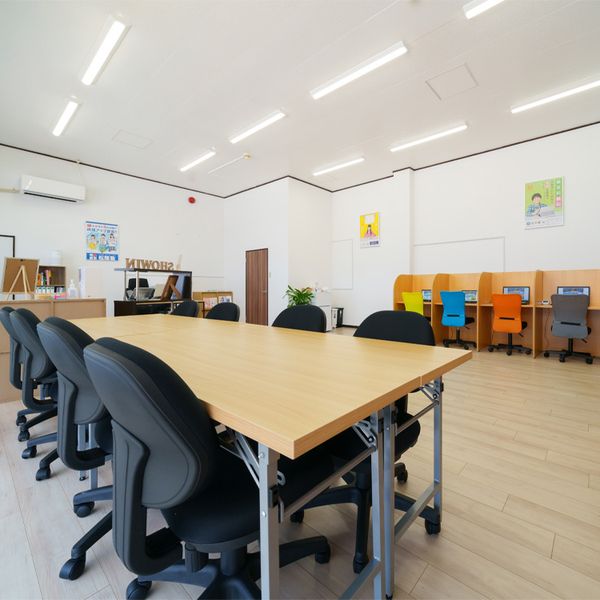 完全個別 松陰塾 笠寺校 の内観画像