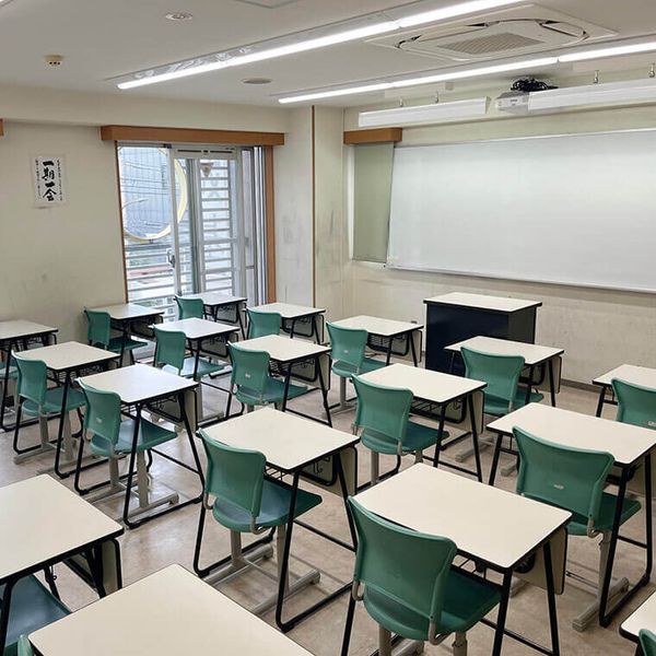 成基学園 四条西院教室 の内観画像